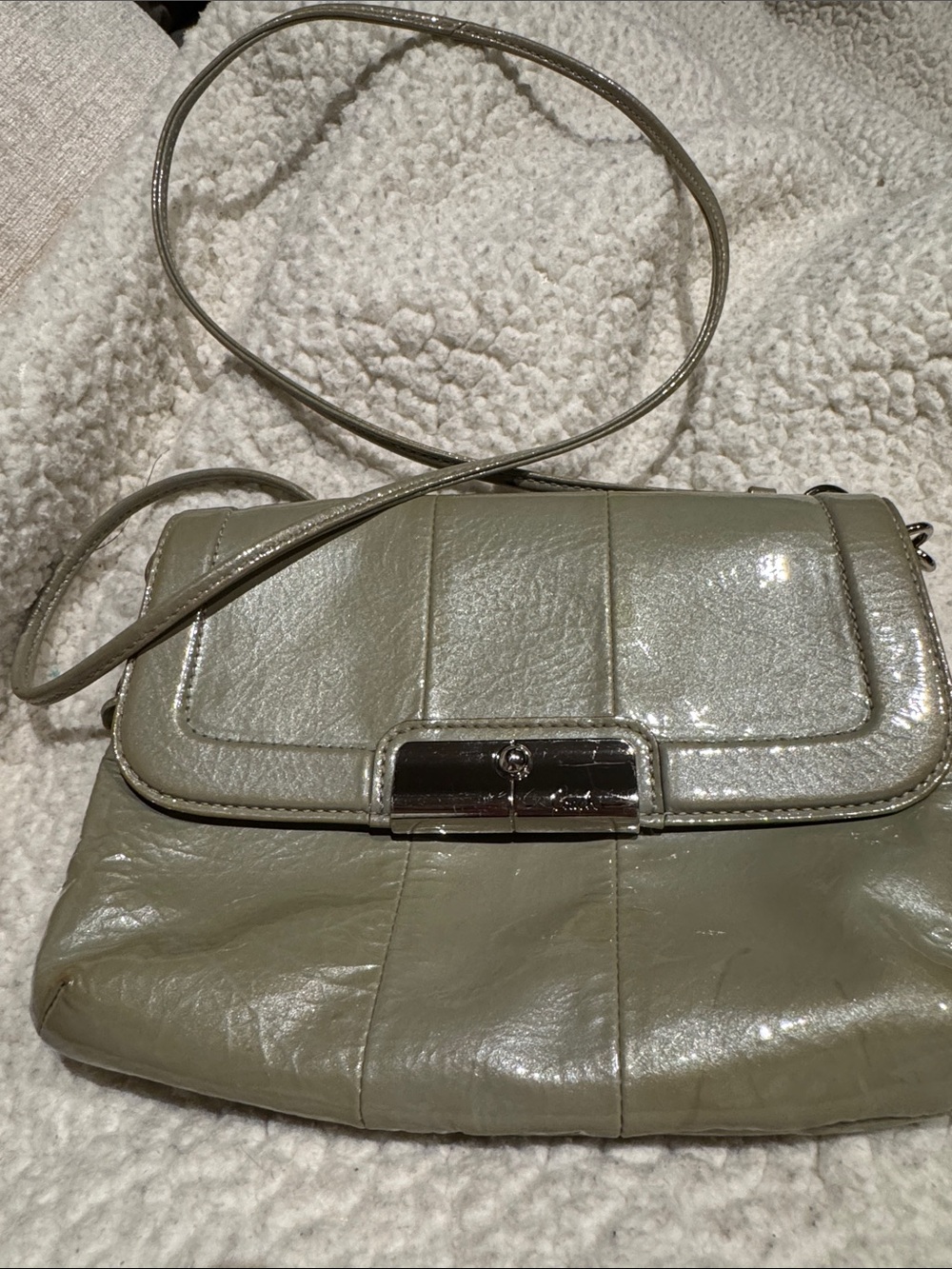 Patent Kristin crossbody purse adorable
